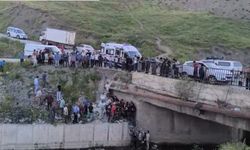 Hakkari'de genç kız köprüden atladı
