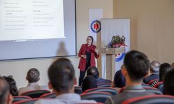 Nazım Hikmet, Hakkari’de şiirleriyle anıldı