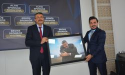 Başkan Öveç: Hakkari 'Terörsüz Türkiye' dedi