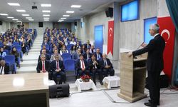Bakan Yardımcısı Hakkari'de eğitimcilere seslendi