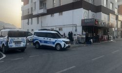 Elini kıyma makinesine kaptıran kasap yaralandı