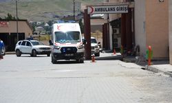 Hakkari sınırında askeri araç devrildi: 6 yaralı