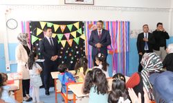 Hakkari'de 60 bin 842 öğrenci karne aldı