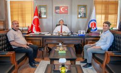 Hakkari Esnaf ve Sanatkârlar Odası’ndan Rektör Gençcelep’e ziyaret