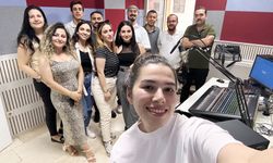 Öğretmenlerden ilham veren proje: Derecik'i şarkıyla tanıttılar