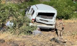 Elazığ’da uçurumdan yuvarlanan aracın sürücüsü öldü