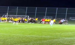 Köy turnuvasında futbolcular birbirine girdi