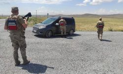 Van'da farklı suçlardan aranan 23 şüpheli tutuklandı