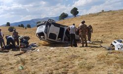 Bingöl’de hafif ticari aracın devrilmesi sonucu 1 çocuk öldü, 7 kişi yaralandı