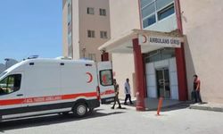 Hakkari’de genç kıza çarpan sürücü kaçtı