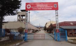 Cezaevinde koğuş arkadaşını bıçakla öldürdü
