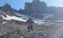Erciyes’te mahsur kalan dağcı kurtarıldı