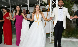 Hakkari  Sağlık Müdürü  Kara’nın oğlu dünya evine girdi