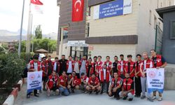 Gönüllü gençlerden  Hakkari AFAD'da ziyaret