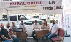 Kural Okulları tercih döneminde öğrencilerin yanında