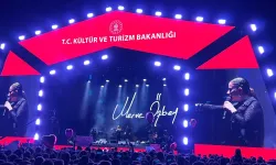 Merve Özbey’den Yüksekova’da unutulmaz konser