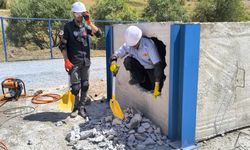 Hakkari AFAD'dan belediye ekibine afet eğitimi
