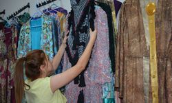 Hakkari'de kiralık elbiseye ilgi arttı