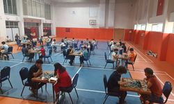 Hakkari'de Yıldırım Satranç İl Birinciliği turnuvası