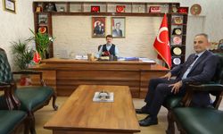 Müdür Kara’dan Kaymakam Cebeci’ye tebrik ziyareti