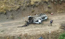 Hakkari’deki kazada iki kişi kurtarılamadı