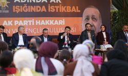 Bakan Tunç, Hakkari'de Ak partililerle buluştu