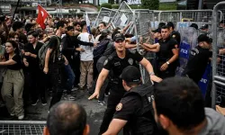 CHP, İstanbul İl Başkanlığı binasını kapatıyor