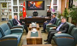 Başkan Öveç'ten Müdür Ayata'ya tebrik ziyareti