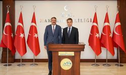 Soran Valisi Halgord Şeyh Necib Hakkari Valiliği’ne ziyaret