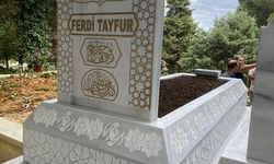 MHP Genel Başkanı Bahçeli, Ferdi Tayfur'un kabrini yaptırdı