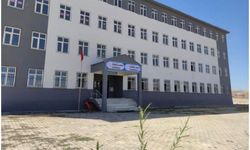 Yüksekova'da binlerce öğrenci okula gidemedi