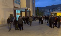 Hakkari’de bıçaklı kavga: 1 kişi yaralandı