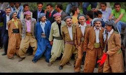 Eski Başkan Tahir Saklı'dan düğün çıkışı