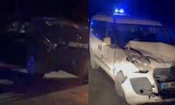 Hakkari'de trafik kazası 3 kişi yaralandı