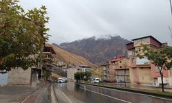 Sümbül Dağı’na yılın ilk karı yağdı