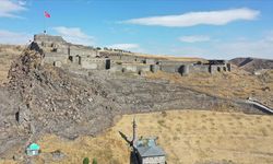 Kars Kalesi ihtişamıyla bin yıldır geçmişin izlerini taşıyor