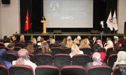 Başkan Keskin Kars'taki iş zirvesinde konuştu