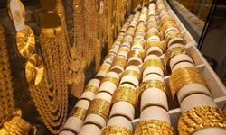 Altın fiyatları doların değer kazanmasıyla düşme eğiliminde