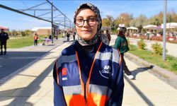 Van depreminde evde unutuldu, AFAD gönüllüsü oldu