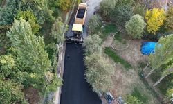 Çukurca'nın Yeşilçeşme mahallesi asfalta kavuştu