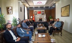 Mahalle sakinlerinden Başkan Demir’e teşekkür ziyareti