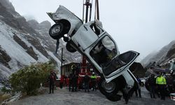 Hakkari'deki kazada 2 kişi hayatını kaybetti