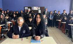 Yüksekova Kadın Takımı'ndan Rümeysa'ya moral ziyareti