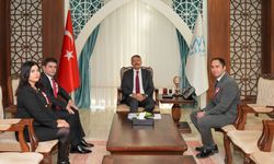 Öğretmenler Vali Çelik'i ziyaret etti