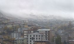 Hakkari'de beklenen kar yağışı başladı