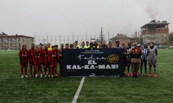 Hakkari’de Futbol Sahasında ‘Kadına El Kalkmaz’ Mesajı