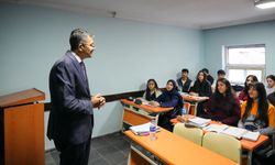 Vali Ali Çelik Eğitim Merkezlerini ziyaret etti