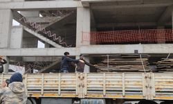 Hakkari’de işçilerin soğukla sınavı