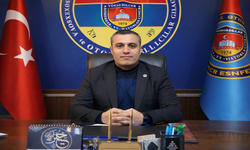 Yüksekova’da Selami Durna yeniden adalığını açıkladı