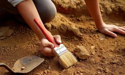 Çin’de 200 milyon yıllık dinozor ayak izleri bulundu